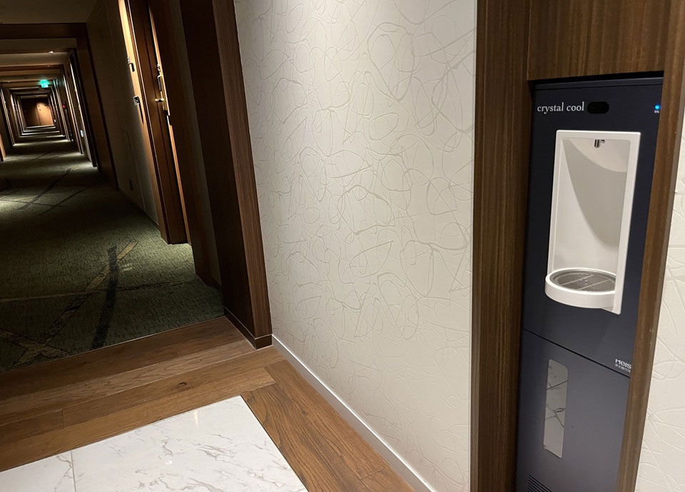 ウォーターサーバー、製氷機、<br class = 'pc_only'>自動販売機のご案内